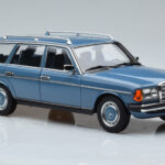 Mercedes 200T S123 Синьо Norev 1:18 - image 5 of 7