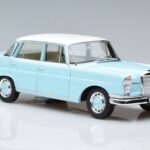 Mercedes 220 S W111 Син Norev 1:18 183920 Метал - image 5 of 7