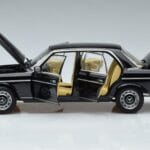 Mercedes 230E W123 Лимитирана Серия Norev 1:18 183711 Метал - image 4 of 8