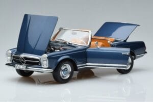 Mercedes 230 SL W113 Pagoda Син Лимитирана Серия Norev 1:18 183767 Метал — снимка 2 от 8