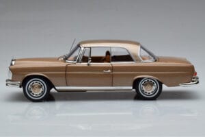 Mercedes 250 SE Coupe W111 Златен Металик Norev 1:18 183759 Метал — снимка 4 от 7
