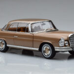 Mercedes 250 SE Coupe W111 Златен Металик Norev 1:18 - image 5 of 7