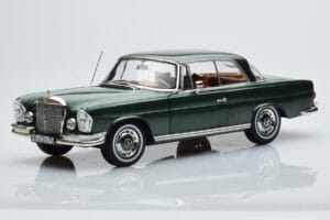 Mercedes 250 SE Coupe W111 Зелено Металик Лимитирана Серия Norev 1:18 183764 Метал
