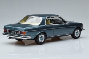 Mercedes 280 CE C123 Синьо Otto 1:18 OT627 Смола — снимка 2 от 6