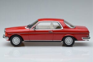 Mercedes 280 CE C123 Червен Otto 1:18 OT145 Смола — снимка 3 от 6