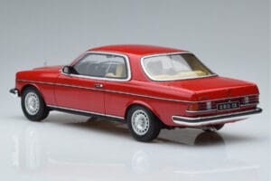 Mercedes 280 CE C123 Червен Otto 1:18 OT145 Смола — снимка 5 от 6