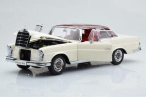 Mercedes 280 SE W108 Бял AUTOart 1:18 76287 Метал — снимка 2 от 8