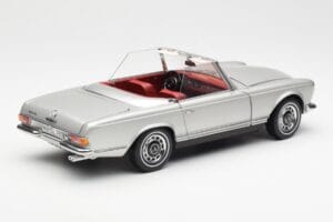Mercedes 280 SL W113 Pagoda Сребрист Schuco 1:18 450035000 Метал — снимка 3 от 8