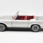 Mercedes 280 SL W113 Pagoda Сребрист Schuco 1:18 - image 4 of 8