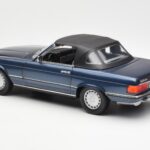 Mercedes 300 SL R107 Морско Синьо Norev 1:18 - image 7 of 8