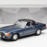 Mercedes 300 SL R107 Морско Синьо Norev 1:18 - image 8 of 8