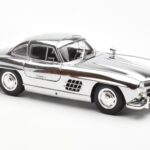 Mercedes 300 SL W198 Хром Minichamps 1:18 - image 6 of 8
