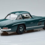 Mercedes 300 SL W198 Gullwing Зелен Norev 1:18 - image 3 of 7