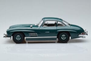 Mercedes 300 SL W198 Gullwing Зелен Norev 1:18 183851 Метал — снимка 4 от 7