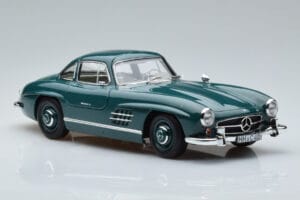 Mercedes 300 SL W198 Gullwing Зелен Norev 1:18 183851 Метал — снимка 5 от 7