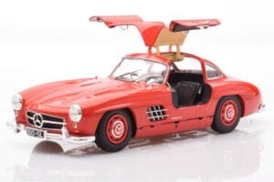 Mercedes 300 SL W198 Gullwing Червен Minichamps 1:18 110037211 Метал — снимка 2 от 8