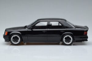 Mercedes 300E W124 5.6 AMG The Hammer Otto 1:18 OT638 Смола — снимка 3 от 6