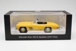 Mercedes 300 SL W198 Roadster Жълт Norev 1:18 B66040669 Метал — снимка 8 от 8