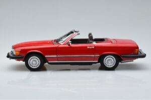 Mercedes 450 SL R107 US Версия Червен Norev 1:18 183729 Метал — снимка 5 от 8