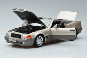 Mercedes 500 SL R129 Smoke Сребрист Norev 1:18 183719 Метал — снимка 2 от 7