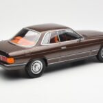 Mercedes 500 SLC C107 Кафяв KK-Scale 1:18 - image 2 of 6