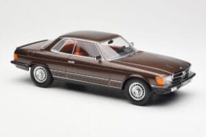 Mercedes 500 SLC C107 Кафяв KK-Scale 1:18 180851 Метал — снимка 4 от 6