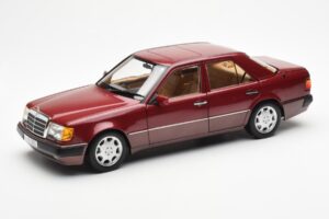 Mercedes 500E W124 Червен Metallic Дилърско Издание Norev 1:18