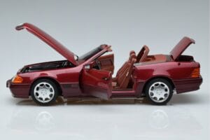 Mercedes 500 SL R129 Лимитирана Серия Norev 1:18 183716 Метал — снимка 4 от 7