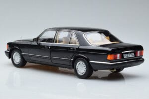 Mercedes 560 SEL W126 Черен Norev 1:18 183793 Метал — снимка 6 от 7