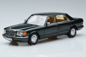 Mercedes 560 SEL W126 Тъмнозелен Металик Norev 1:18