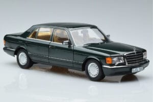 Mercedes 560 SEL W126 Тъмнозелен Металик Norev 1:18 B66040682 Метал — снимка 5 от 7