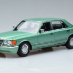 Mercedes 560 SEL W126 Светлозелен Norev 1:18