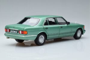 Mercedes 560 SEL W126 Светлозелен Norev 1:18 183469 Метал — снимка 3 от 7