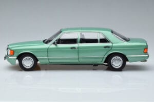 Mercedes 560 SEL W126 Светлозелен Norev 1:18 183469 Метал — снимка 4 от 7