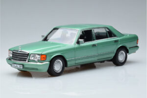 Mercedes 560 SEL W126 Светлозелен Norev 1:18