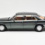 Mercedes 560 SEL W126 Night Зелен Металик Dealer Edition Norev 1:18 - image 4 of 8