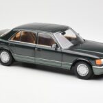 Mercedes 560 SEL W126 Night Зелен Металик Dealer Edition Norev 1:18 - image 6 of 8