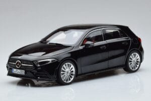 Mercedes A-Class W177 AMG Line Norev 1:18 183861 Метал