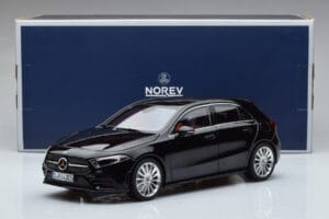 Mercedes A-Class W177 AMG Line Norev 1:18 183861 Метал — снимка 7 от 7