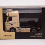 Mercedes Actros Gigaspace IAA 2012 Такси NZG 1:50 - image 4 of 4