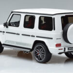 Mercedes AMG G63 Edition 55 W463 Бял GT Spirit 1:18 - image 5 of 6