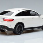 Mercedes AMG GLE 63S C292 Coupe Бял GT Spirit 1:18 - image 2 of 6