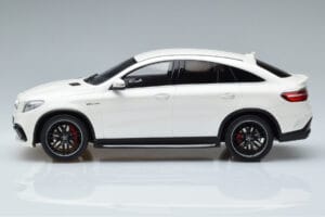 Mercedes AMG GLE 63S C292 Coupe Бял GT Spirit 1:18 B66965706 Смола — снимка 3 от 6