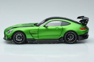 Mercedes AMG GT C190 Black Series Зелен Hell Magno Лимитирана Серия Norev 1:18 183903 Метал — снимка 4 от 7