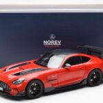Mercedes AMG GT Black Series Червен Asia Exclusive Norev 1:18 - image 8 of 8