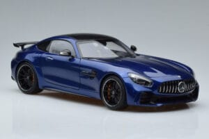 Mercedes AMG GT R C190 Брилянтно Синьо AUTOart 1:18 76334 Метал — снимка 5 от 7