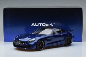 Mercedes AMG GT R C190 Брилянтно Синьо AUTOart 1:18 76334 Метал — снимка 7 от 7