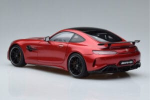 Mercedes AMG GT R C190 Кардинално Червено AUTOart 1:18 76331 Метал — снимка 6 от 7