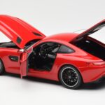 Mercedes AMG GT C190 Червен Norev 1:18 - image 5 of 8