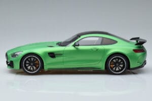Mercedes AMG GT R Зелен GT Spirit 1:18 GT179 Смола — снимка 3 от 6